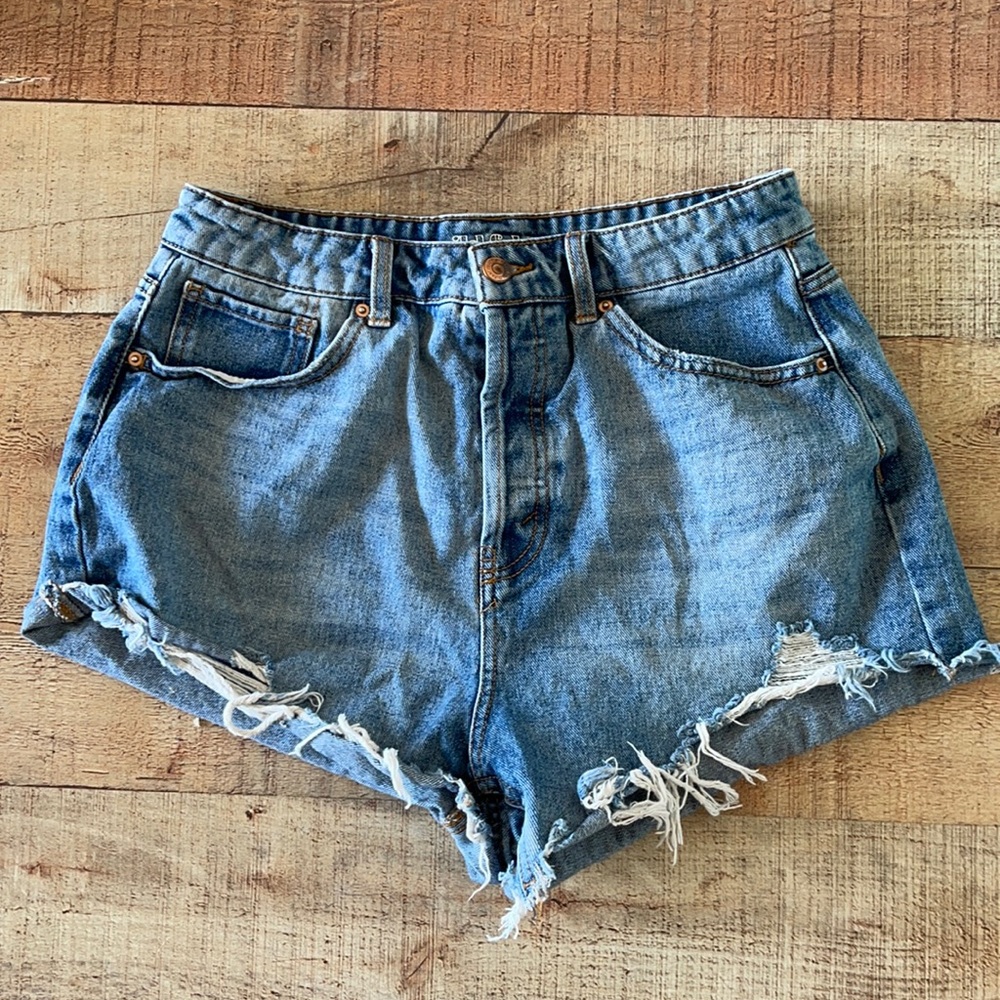 Button Fly Distressed Edge Medium Wash Denim Short
